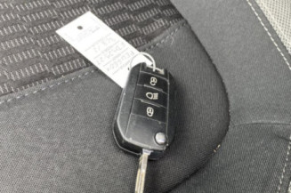 PEUGEOT 308 2 PHASE 1 1.6 BLUE HDI - 8V TURBO