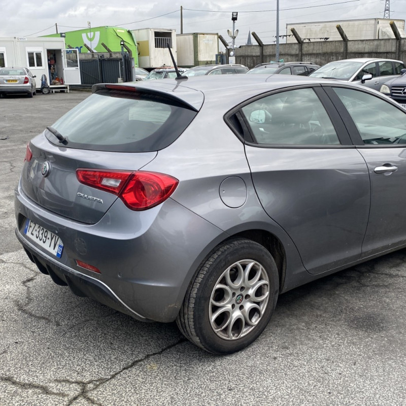 ALFA ROMEO GIULIETTA 2 PHASE 3 1.6 JTD - 16V TURBO MULTIJET Photo n°3