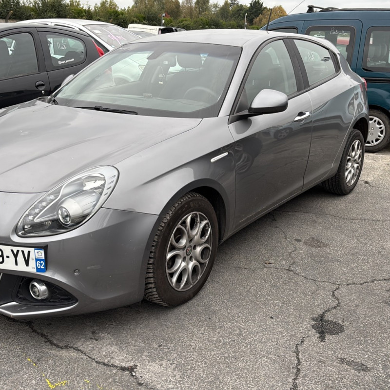 ALFA ROMEO GIULIETTA 2 PHASE 3 1.6 JTD - 16V TURBO MULTIJET Photo n°12