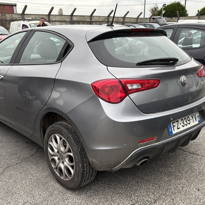 ALFA ROMEO GIULIETTA 2 PHASE 3 1.6 JTD - 16V TURBO MULTIJET Photo n°15