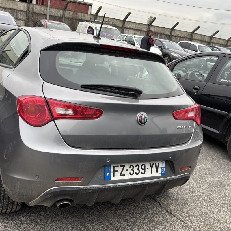 ALFA ROMEO GIULIETTA 2 PHASE 3 1.6 JTD - 16V TURBO MULTIJET Photo n°16
