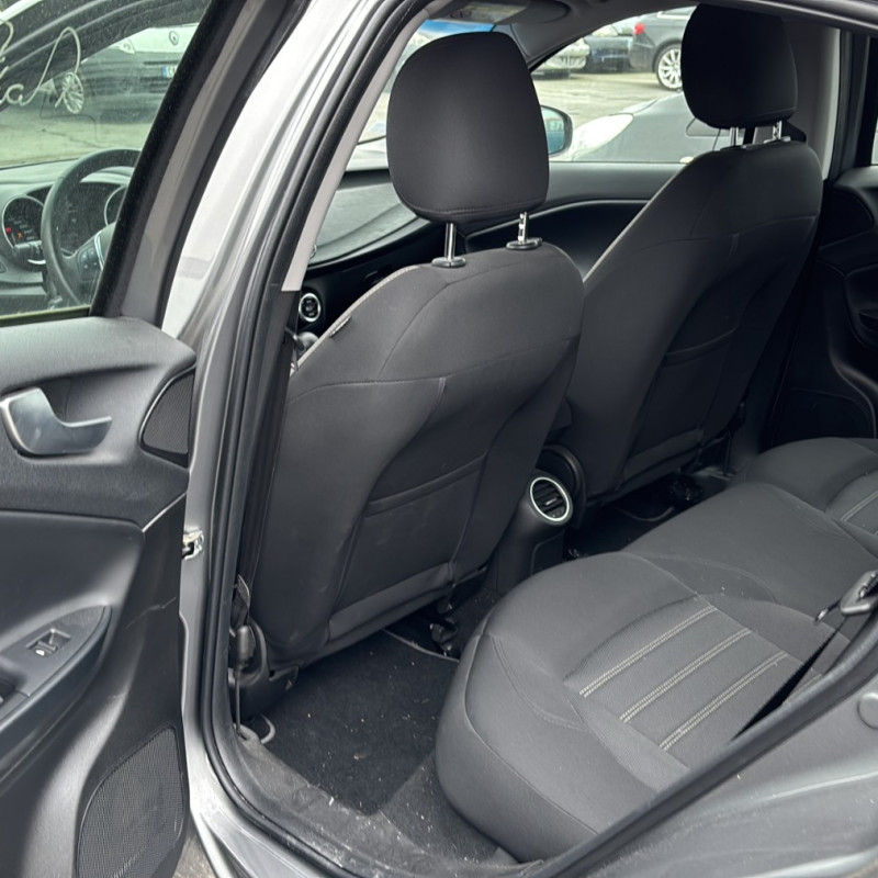 ALFA ROMEO GIULIETTA 2 PHASE 3 1.6 JTD - 16V TURBO MULTIJET Photo n°21