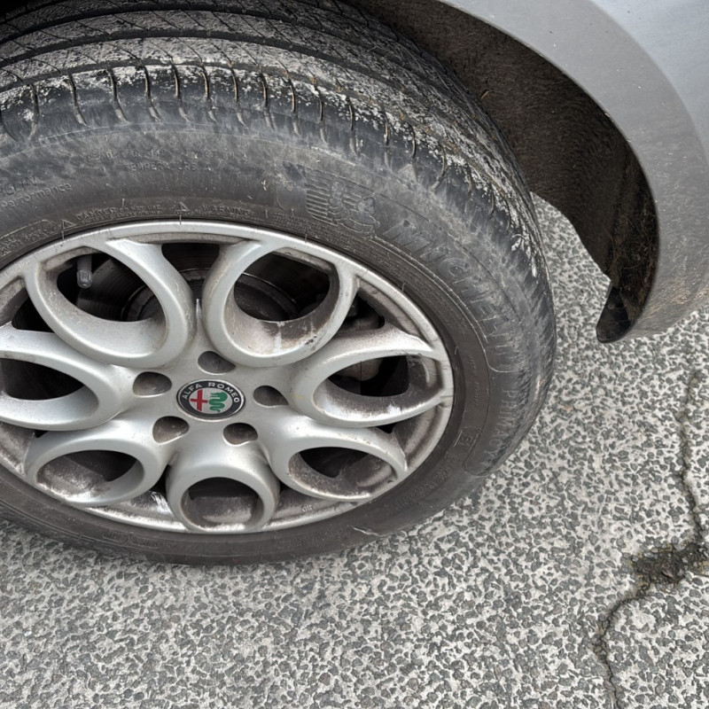 ALFA ROMEO GIULIETTA 2 PHASE 3 1.6 JTD - 16V TURBO MULTIJET Photo n°25