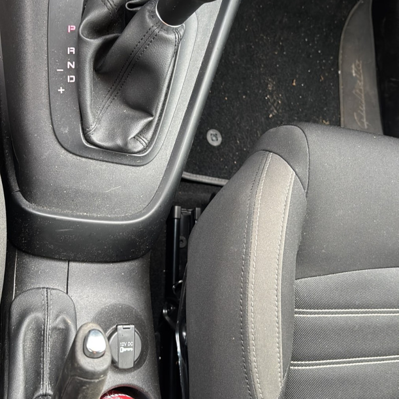 ALFA ROMEO GIULIETTA 2 PHASE 3 1.6 JTD - 16V TURBO MULTIJET Photo n°27