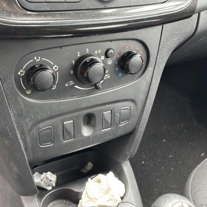 DACIA SANDERO 2 PHASE 2 1.5 BLUE DCI - 8V TURBO Photo n°23