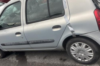 Bouton de coffre RENAULT CLIO 2