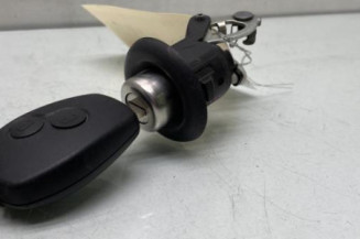 Bouton de coffre DACIA SANDERO 1 Photo n°1