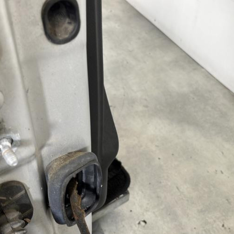 Porte avant droit RENAULT LAGUNA 3 Photo n°5