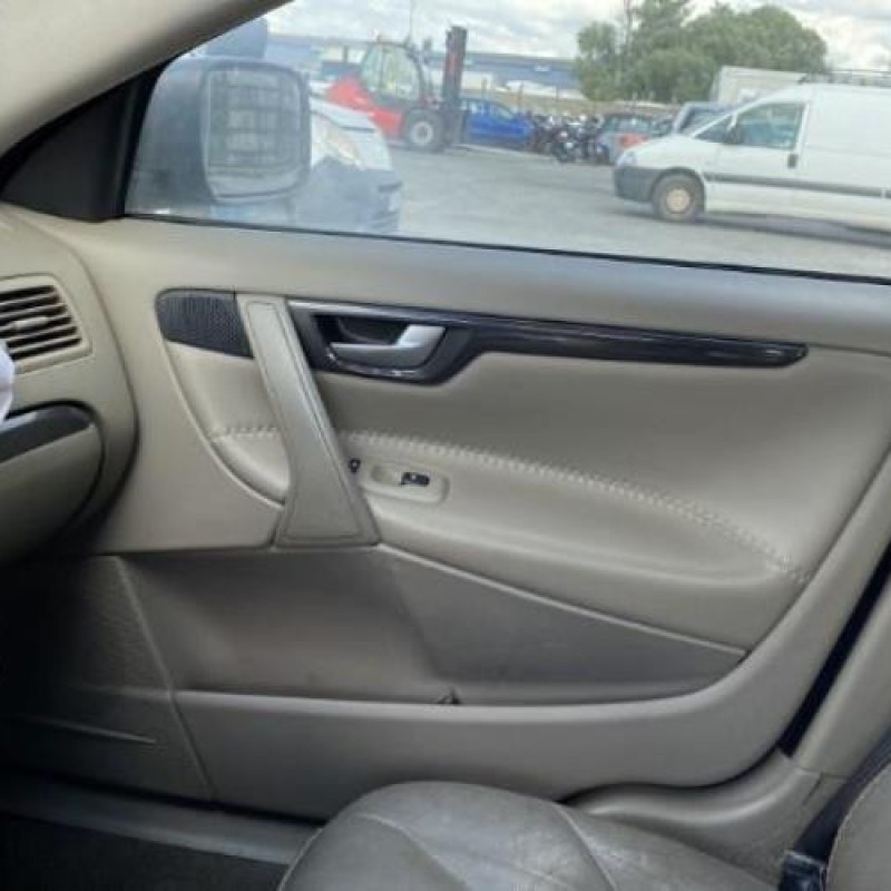 Porte avant droit VOLVO XC 70 1 CROSS COUNTRY Photo n°9