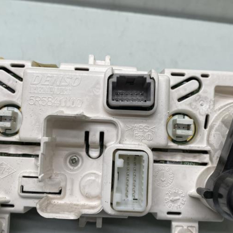 Commande chauffage RENAULT CLIO 4 Photo n°3