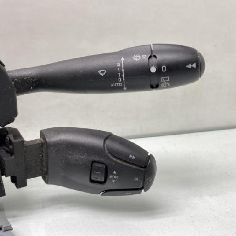 Com (Bloc Contacteur Tournant+Commodo Essuie Glace+Commodo Phare) CITROEN C3 1 Photo n°4