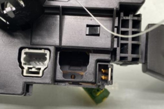 Com (Bloc Contacteur Tournant+Commodo Essuie Glace+Commodo Phare) CITROEN C3 1