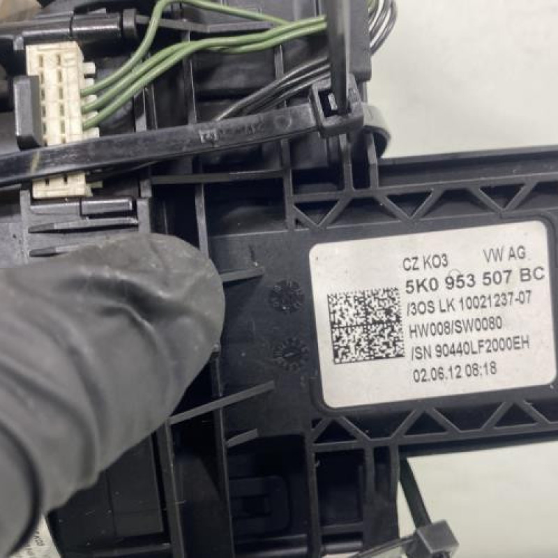 Com (Bloc Contacteur Tournant+Commodo Essuie Glace+Commodo Phare) VOLKSWAGEN GOLF 6 Photo n°3