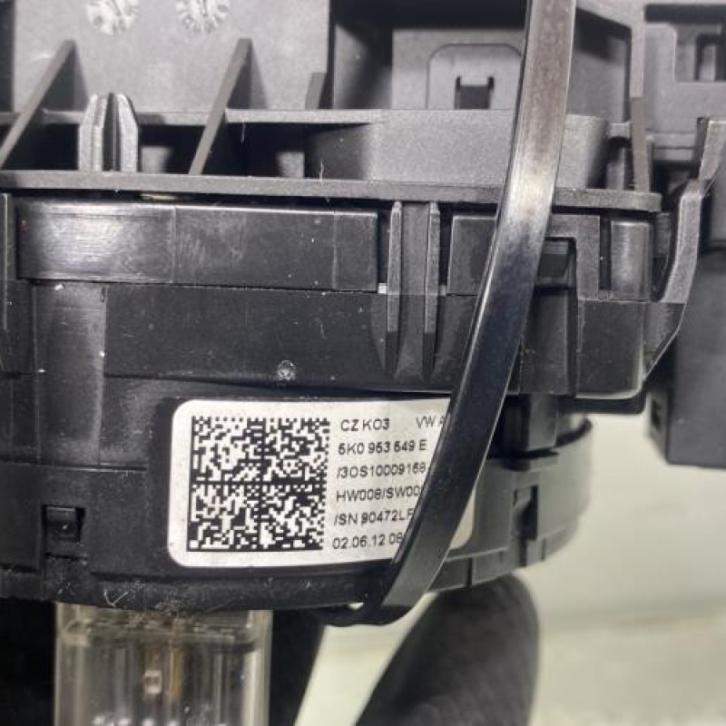 Com (Bloc Contacteur Tournant+Commodo Essuie Glace+Commodo Phare) VOLKSWAGEN GOLF 6 Photo n°5