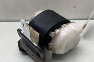 Ceinture arriere droit TOYOTA YARIS 2