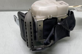 Ceinture arriere droit TOYOTA YARIS 2