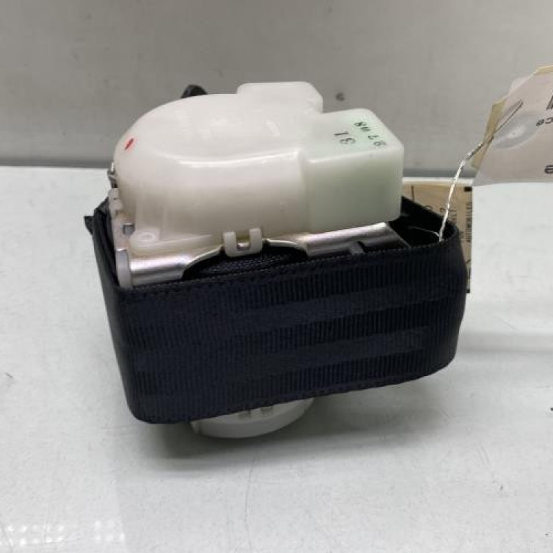 Ceinture arriere gauche TOYOTA YARIS 2 Photo n°3