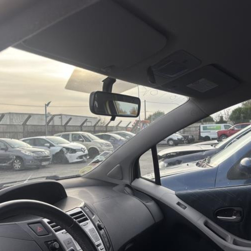 Ceinture arriere gauche TOYOTA YARIS 2 Photo n°20