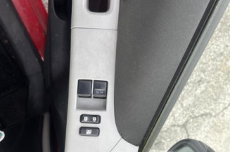 Bras essuie glace avant gauche TOYOTA YARIS 2