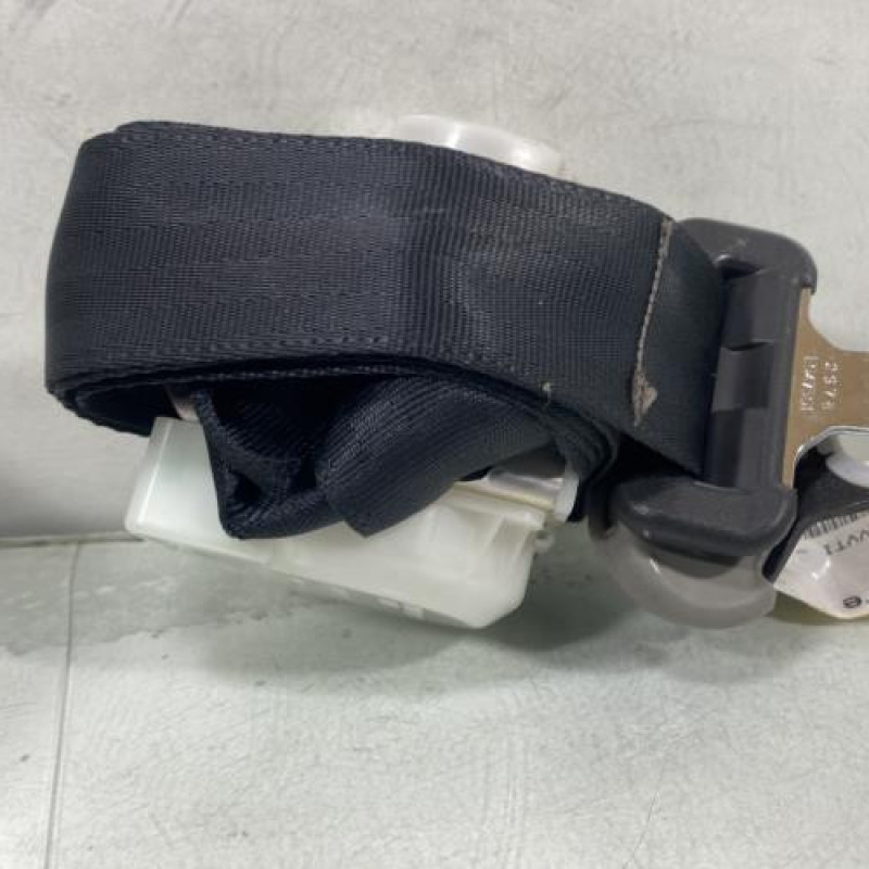 Ceinture arriere gauche TOYOTA YARIS 2 Photo n°4