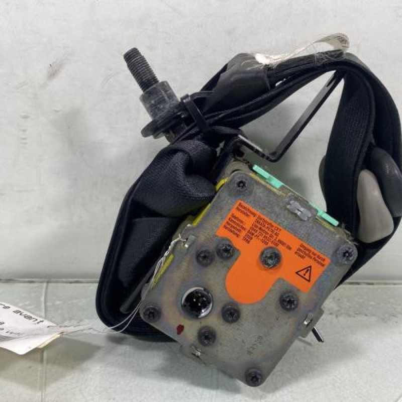 Ceinture avant droit TOYOTA YARIS 2 Photo n°4