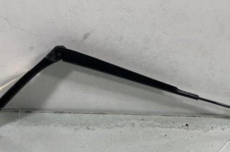 Bras essuie glace avant gauche VOLKSWAGEN POLO 5