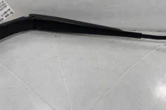 Bras essuie glace avant gauche VOLKSWAGEN POLO 5