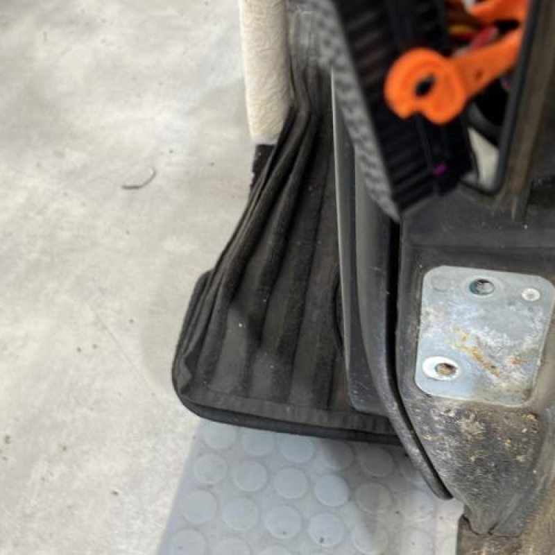 Porte avant gauche VOLKSWAGEN TOURAN 1 Photo n°5