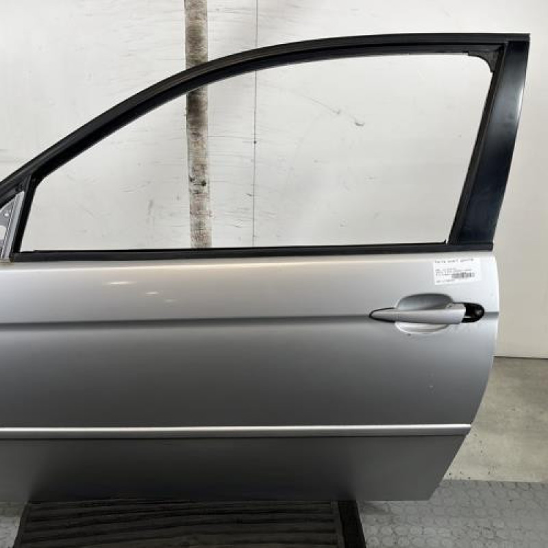 Porte avant gauche BMW SERIE 3 E46 Photo n°1