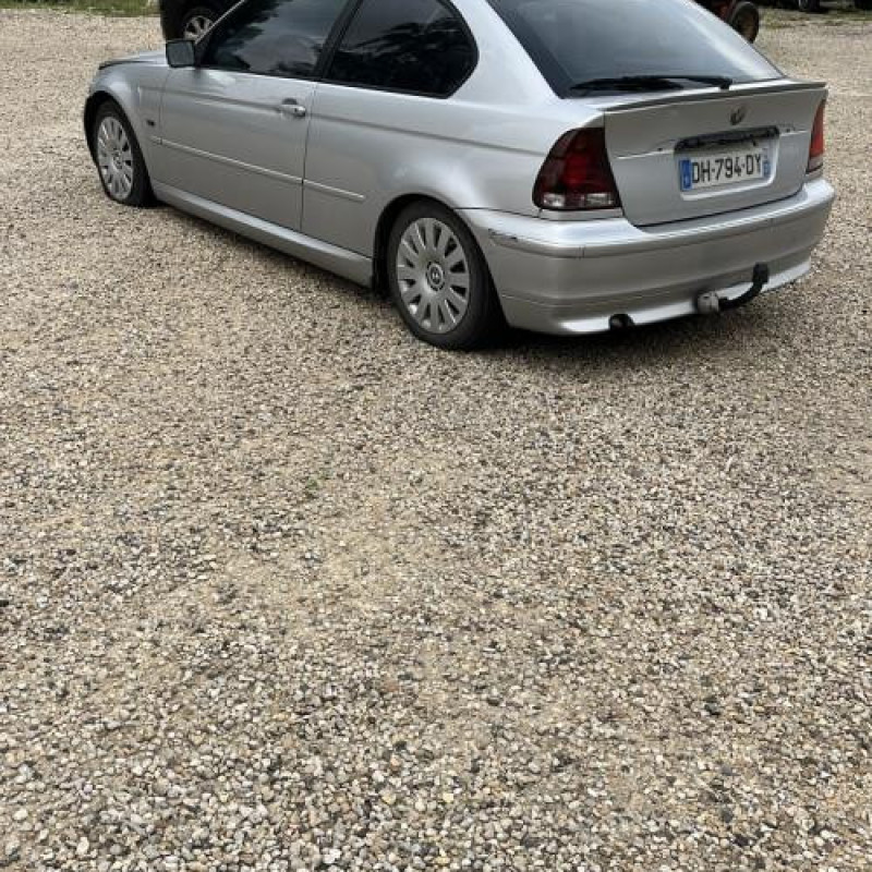 Porte avant gauche BMW SERIE 3 E46 Photo n°10