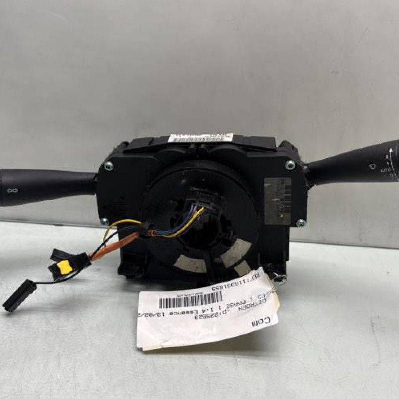 Com (Bloc Contacteur Tournant+Commodo Essuie Glace+Commodo Phare) CITROEN C3 1 Photo n°1