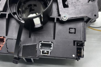 Com (Bloc Contacteur Tournant+Commodo Essuie Glace+Commodo Phare) CITROEN C3 1