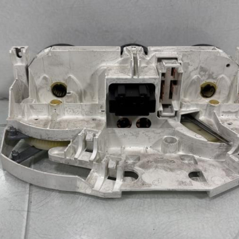 Commande chauffage VOLKSWAGEN POLO 3 Photo n°3