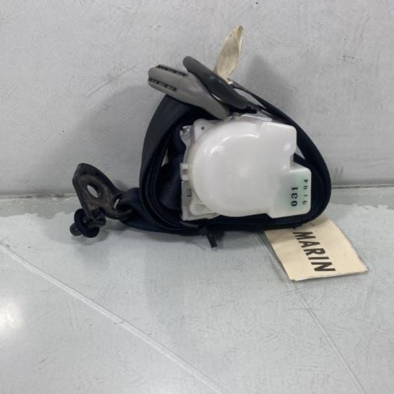 Ceinture arriere gauche TOYOTA YARIS 2 Photo n°1