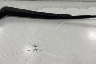 Bras essuie glace avant gauche TOYOTA YARIS 2