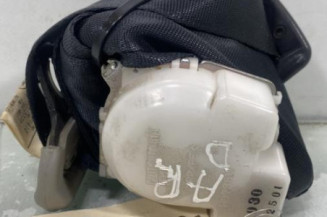 Ceinture arriere droit TOYOTA YARIS 2 Photo n°1