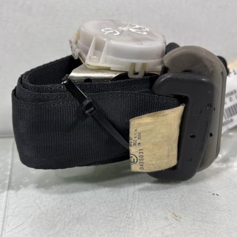 Ceinture arriere gauche TOYOTA YARIS 2 Photo n°3