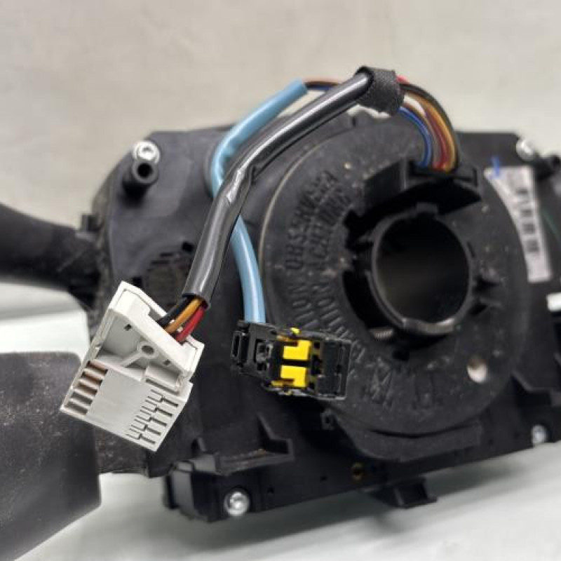 Com (Bloc Contacteur Tournant+Commodo Essuie Glace+Commodo Phare) PEUGEOT 207 Photo n°3