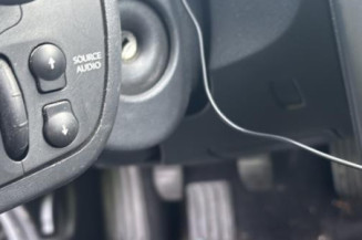 Bras essuie glace avant gauche RENAULT CLIO 3