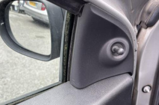 Bras essuie glace avant gauche RENAULT CLIO 3