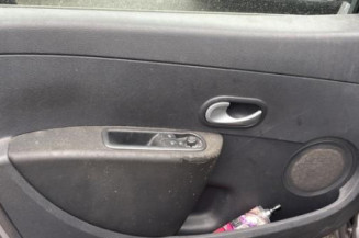 Bras essuie glace avant gauche RENAULT CLIO 3