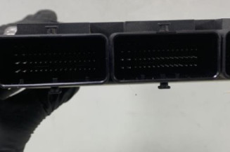 Calculateur moteur RENAULT LAGUNA 3