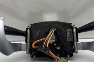 Com (Bloc Contacteur Tournant+Commodo Essuie Glace+Commodo Phare) CITROEN C2 Photo n°1