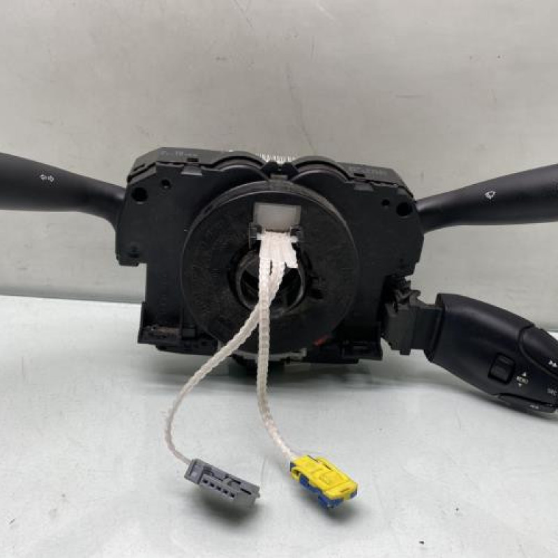 Com (Bloc Contacteur Tournant+Commodo Essuie Glace+Commodo Phare) PEUGEOT PARTNER 2 Photo n°1