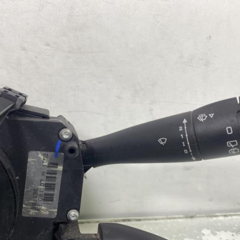 Com (Bloc Contacteur Tournant+Commodo Essuie Glace+Commodo Phare) PEUGEOT 207 Photo n°3