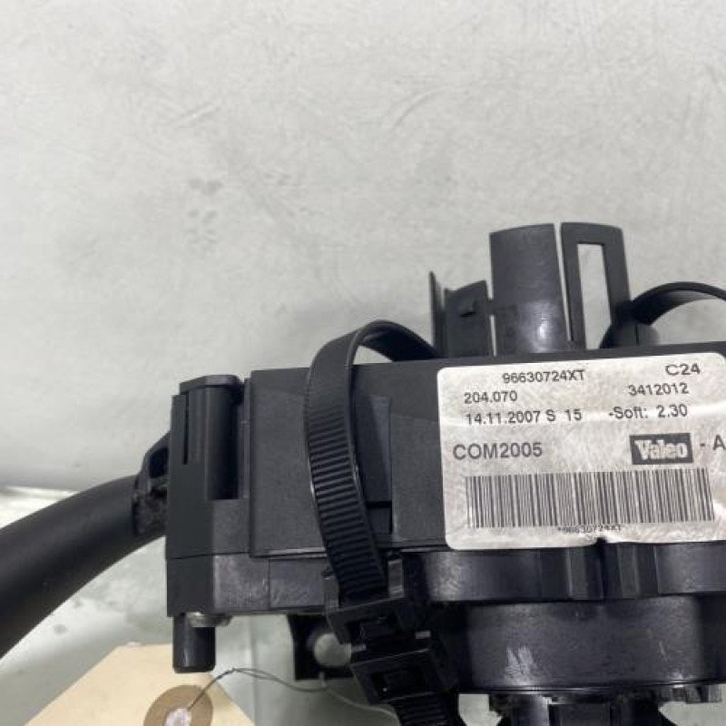 Com (Bloc Contacteur Tournant+Commodo Essuie Glace+Commodo Phare) PEUGEOT 207 Photo n°5