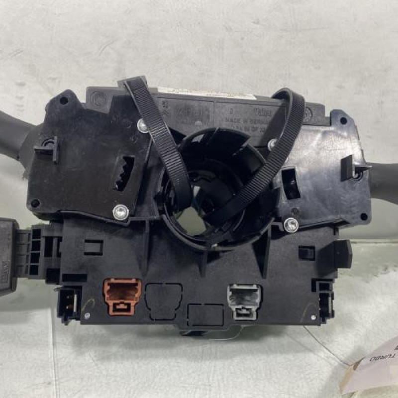 Com (Bloc Contacteur Tournant+Commodo Essuie Glace+Commodo Phare) PEUGEOT 207 Photo n°7