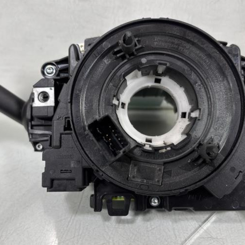 Com (Bloc Contacteur Tournant+Commodo Essuie Glace+Commodo Phare) VOLKSWAGEN TOURAN 3 Photo n°4