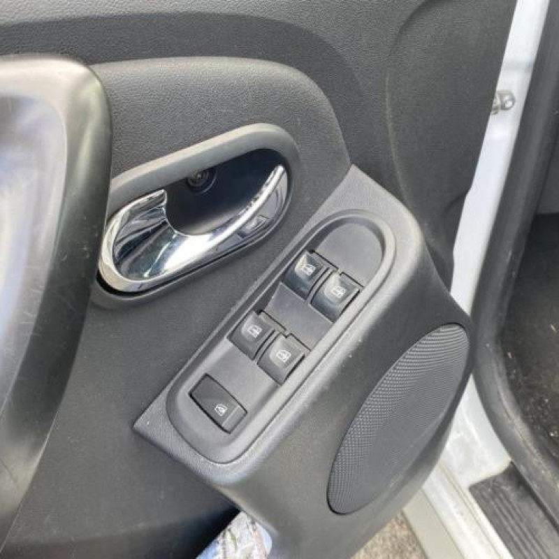 Ceinture arriere droit DACIA DUSTER 1 Photo n°6