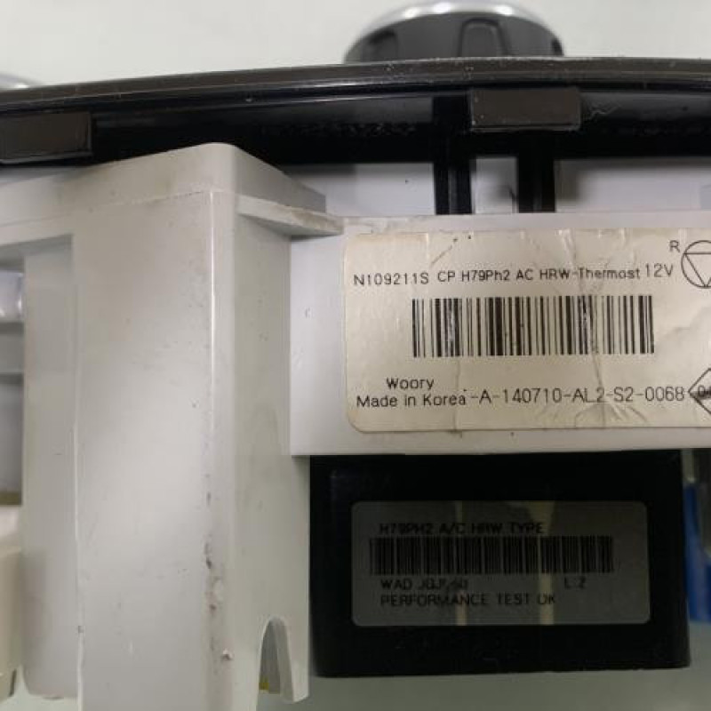 Commande chauffage DACIA DUSTER 1 Photo n°4